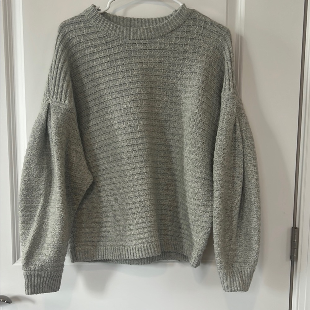 Line & Dot Textured Gray Sweater
